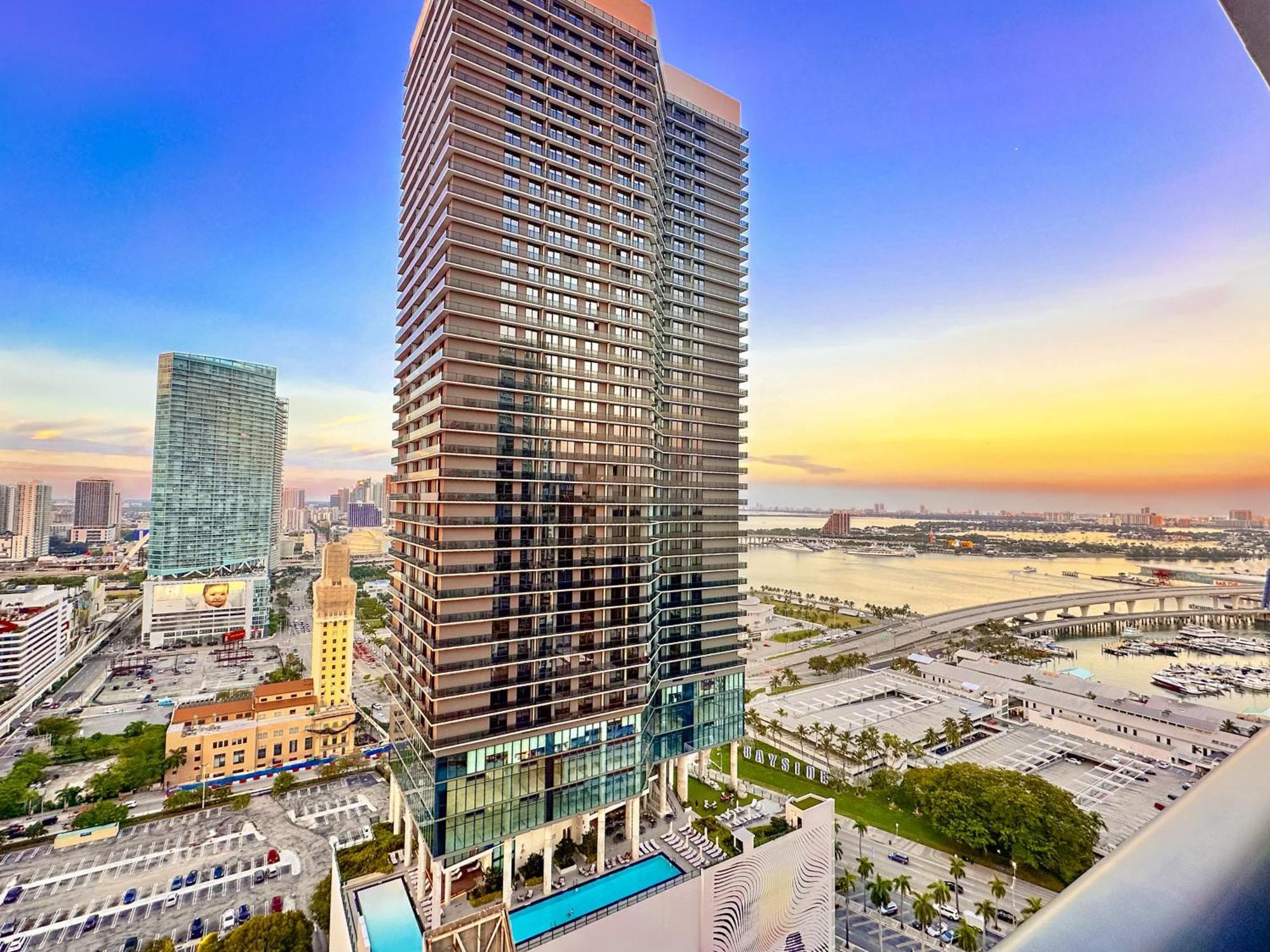 Апартаменты Luxury Loft - Free Parking - Ocean View - Brickell Downtown Майами Экстерьер фото