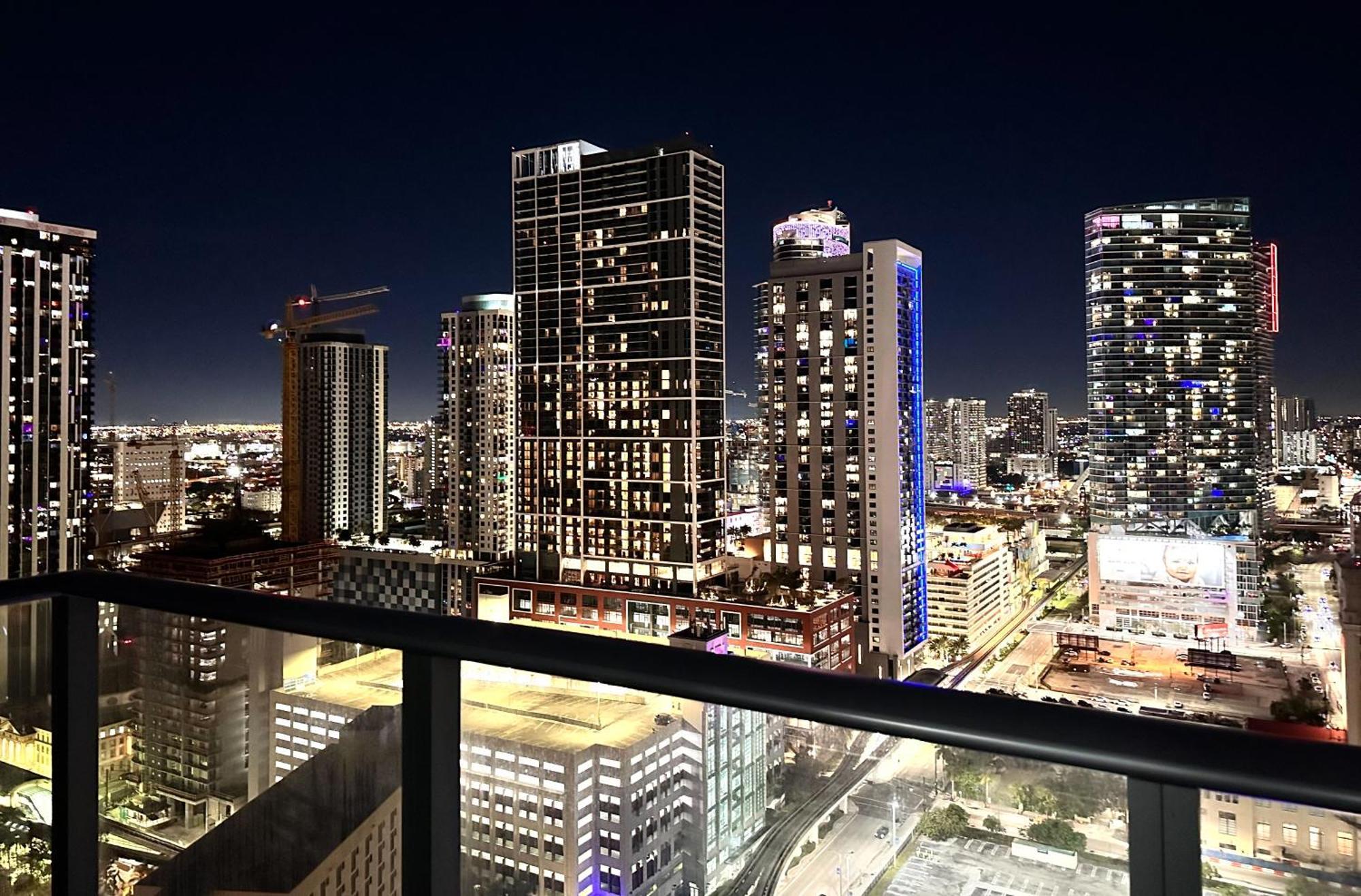 Апартаменты Luxury Loft - Free Parking - Ocean View - Brickell Downtown Майами Экстерьер фото